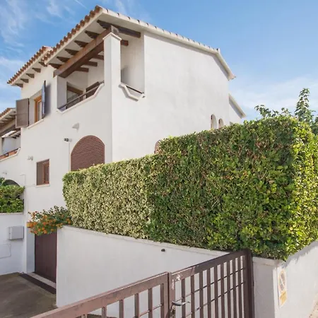 R17 Casa Merce Rodoreda * Calafell
