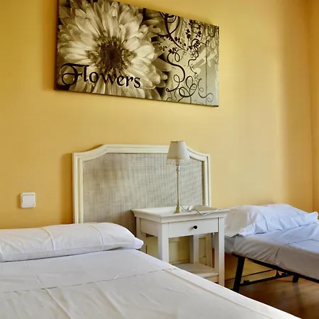 R17 Casa Merce Rodoreda Hébergement de vacances Calafell