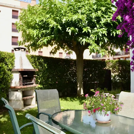 R17 Casa Merce Rodoreda * Calafell